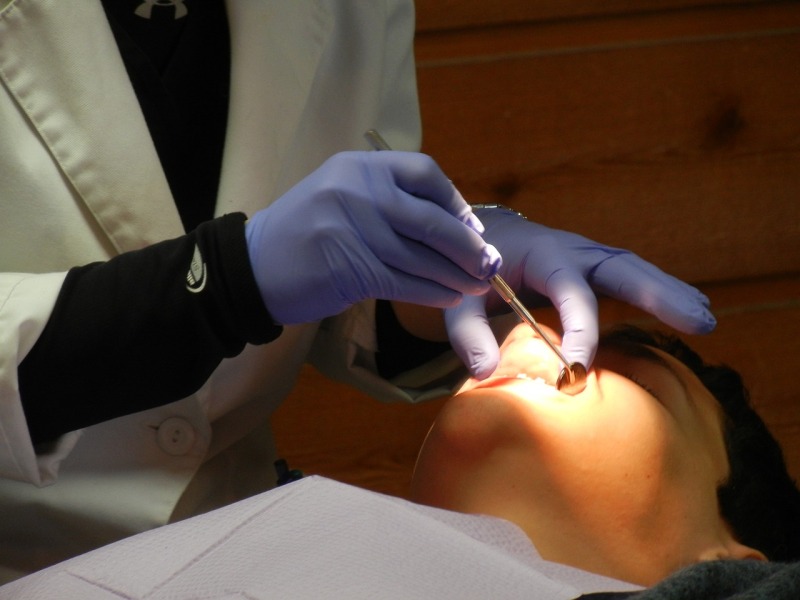Czy ekstrakcja zębów jest bolesna?